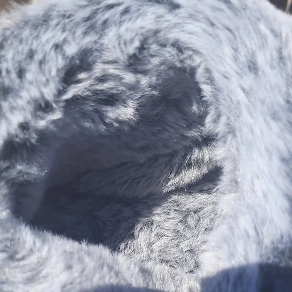 Cozy Faux Fur Lined Slippers - Picture 4 of 4